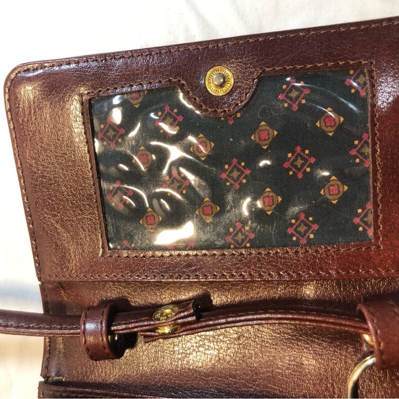 Small Wallet with Crossbody detachable Strap card holders and change pocket - Picture 5 of 11